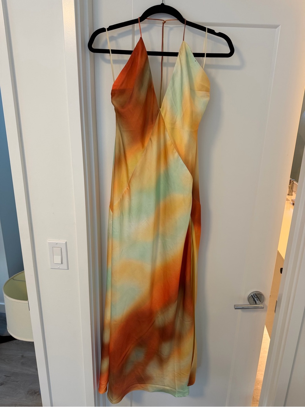 Bardot satin maxi dress - Picture 4 of 10